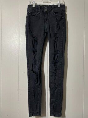 Rue21 black skinny jeans ripped jeans size 1